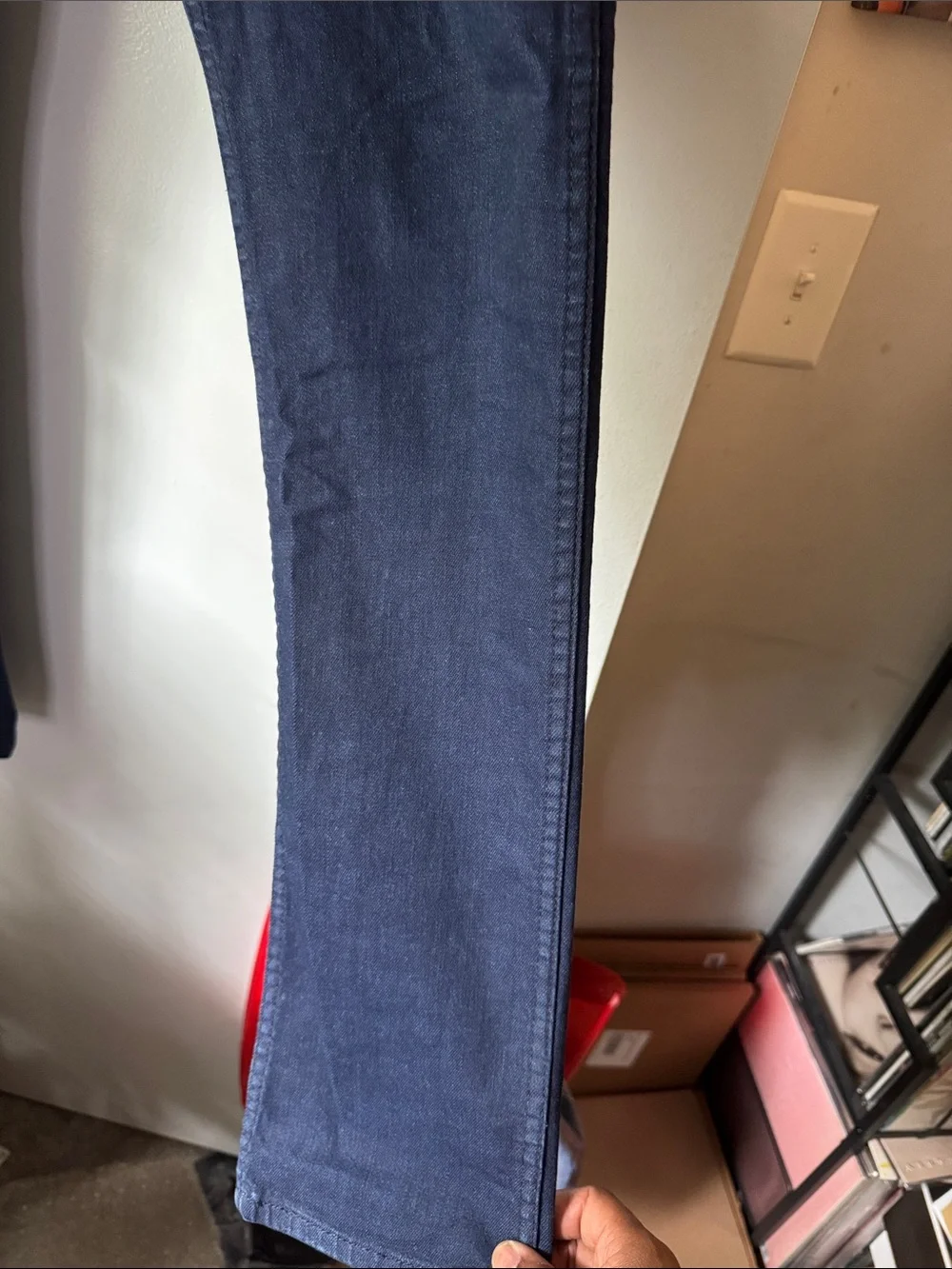 Levis slim straight